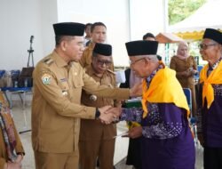 Begini Pesan Bupati Irham Kalenggo Saat Lepas 73 Calon Haji