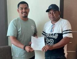 Bawa Misi Junjung Tinggi Sportivitas dan Bebas KKN, LHK Orang Pertama Ambil Formulir Pendaftaran Balon Ketua KONI Sultra