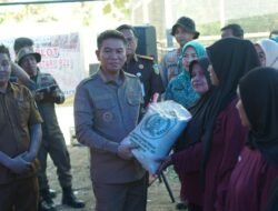 Bupati Konawe Selatan Resmikan Penyaluran Bantuan Pangan