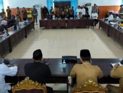 Bupati Tantang Pendemo Tunjukkan Orang penjual Lahan Hutan Lindung