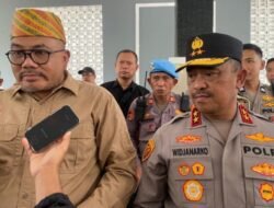 Temui Masa Aksi, Ketua DPRD Sultra Nyatakan Sikap Siap Perjuangan Aspirasi Masyakrat