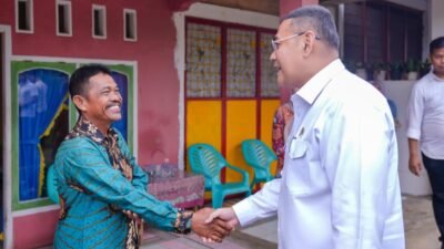 Peran Pemerintah Daerah Diapresiasi Wamen ATR/BPN Saat Kegiatan Penyerahan Sertipikat Tanah di Bengkulu