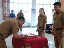 Bupati Tegaskan Komitmen Pelayanan Publik Usai Penandatanganan Perjanjian Kinerja OPD