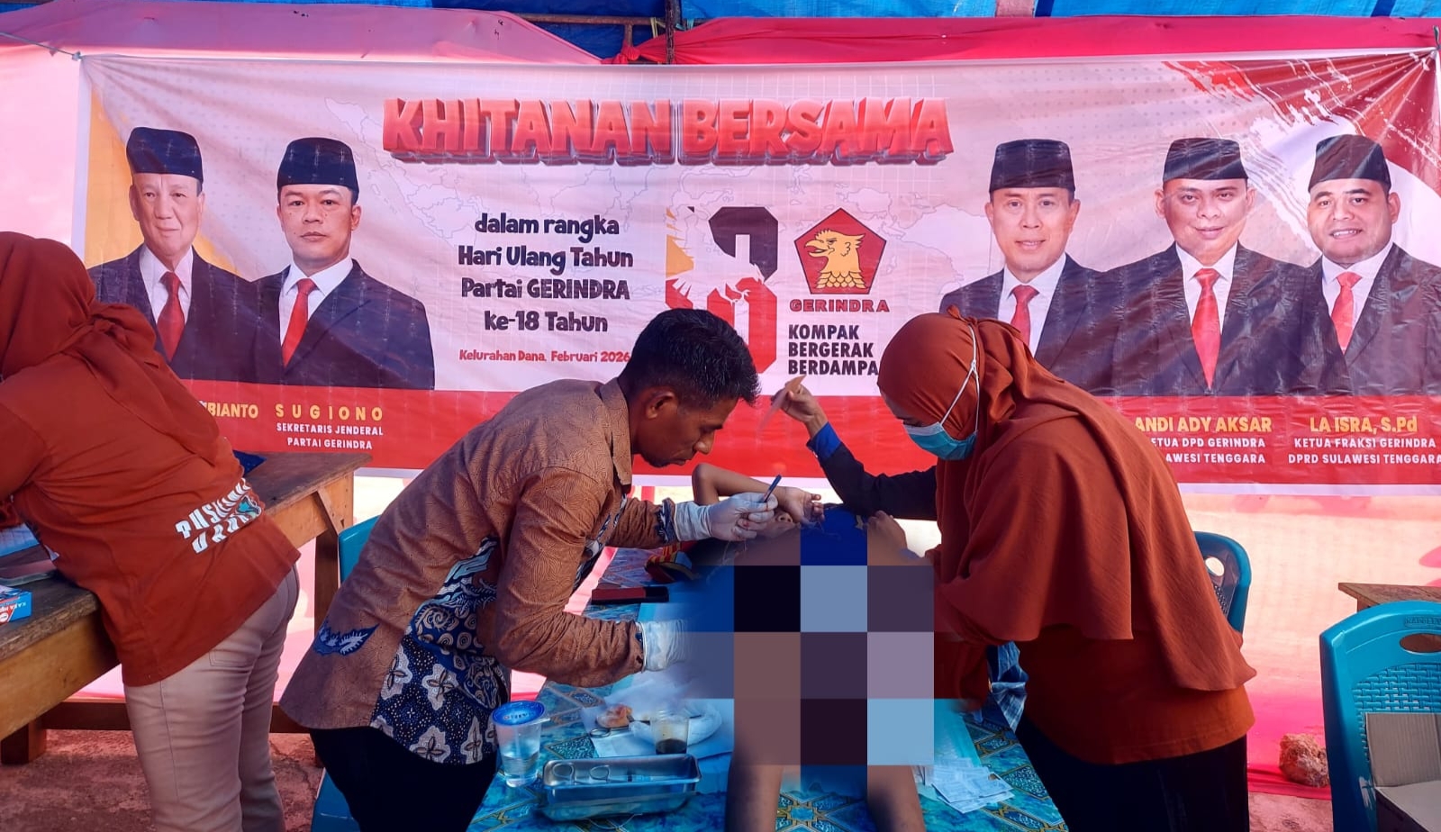 HUT Gerindra Ke-18, La Isra Anggota DPRD Sultra Fraksi Gerindra Gelar Sunatan Massal di Kabupaten Muna