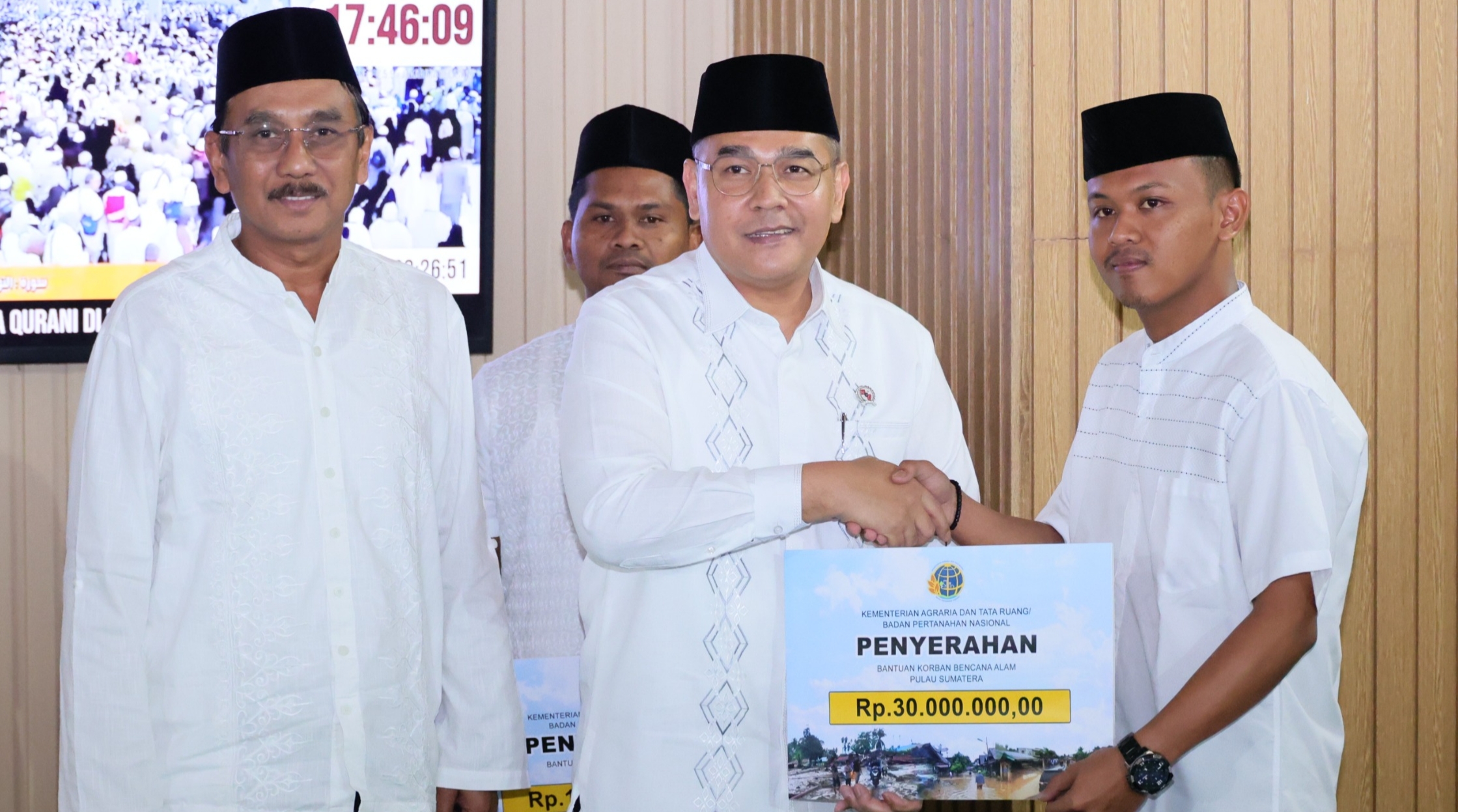 Berbagi di Bulan Suci Ramadan, Kementerian ATR/BPN Salurkan Bantuan untuk Pegawai Terdampak Bencana di Aceh