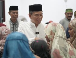 Safari Ramadhan di Mowila, Bupati Konsel Ajak Warga Tingkatkan Ketakwaan dan Jaga Kamtibmas