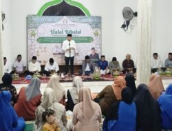 Wabup Konsel Hadiri Halal Bihalal di Desa Ataku, Begini Pesannya