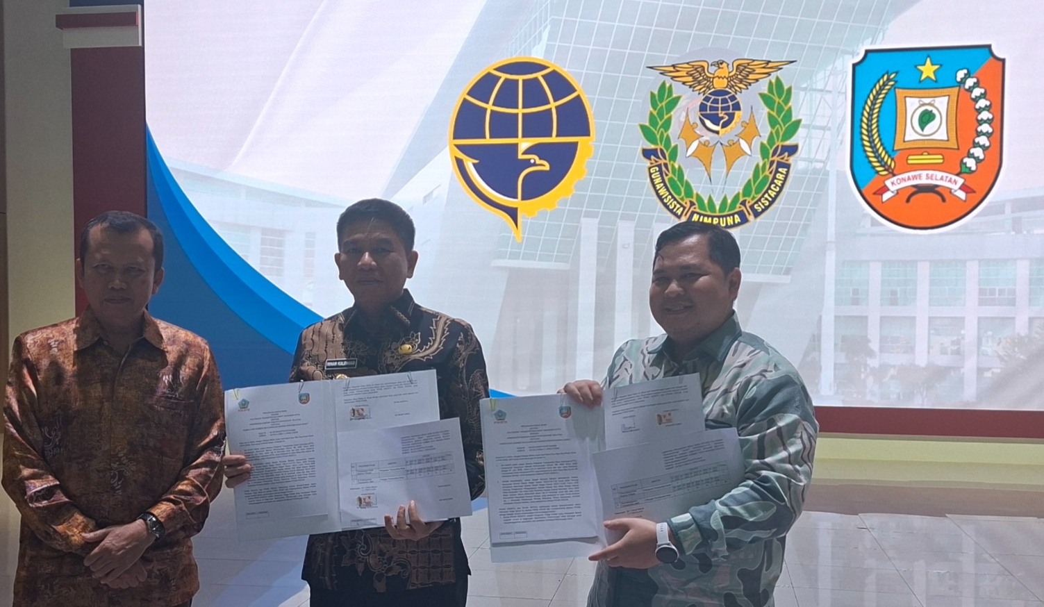 Bupati Konsel Hadiri Penandatangan MoU Bersama Kemenhub dan BPSDMP