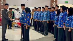 Kukuhkan 163 PNS Konawe Selatan, Bupati Irham Kalenggo Tekankan  Ini