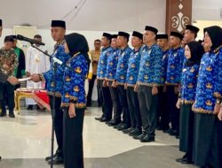 Kukuhkan 163 PNS Konawe Selatan, Bupati Irham Kalenggo Tekankan  Ini