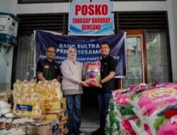 Bank Sultra Salurkan Ratusan Peket Sembako Untuk Masyarakat Terdampak Banjir