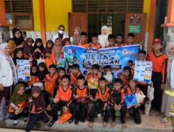 Mahasiswa Apoteker UHO Sosialisasi Bertajuk Bebes Cacing Tumbuh Maksimal di SDN 93 Kendari