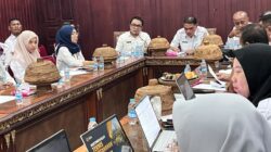 Kepala Kantor BPN Muna Hadiri Rapat Forum Penataan Ruang Terkait Permohonan PKKPR di Muna Timur