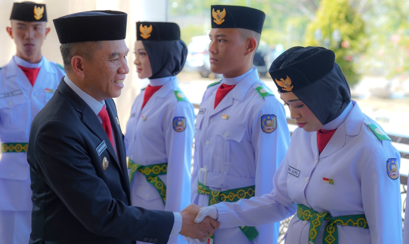 Pasukan Pengibar Bendera HUT RI di Konsel Dikukuhkan Bupati