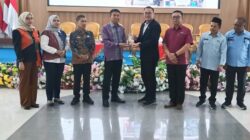 Bupati Buka Sosialisasi Perlindungan PMI, Tegaskan Pentingnya Jalur Prosedural dan Legal