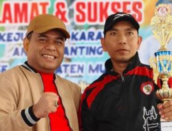 Ketua Fraksi Gerindra Sultra Bantu Keberangkatan Atlet Karate Tongkuno di Piala Menpora