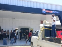 Kantor Asga Group Digeruduk Masa Gegara Kecelakaan Kerja Karyawan