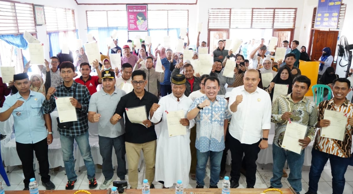 Bahtra Banong Komitmen Kawal Program PTSL di Sultra